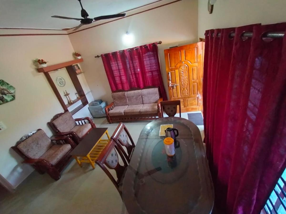 Snowdrop Inn Coorg Madikeri Zewnętrze zdjęcie