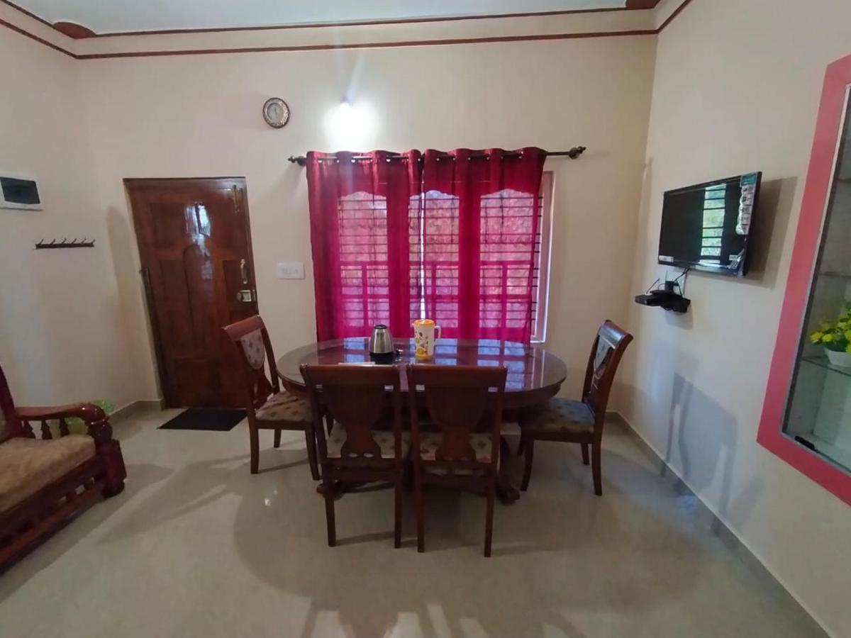 Snowdrop Inn Coorg Madikeri Zewnętrze zdjęcie