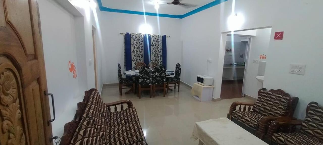 Snowdrop Inn Coorg Madikeri Pokój zdjęcie